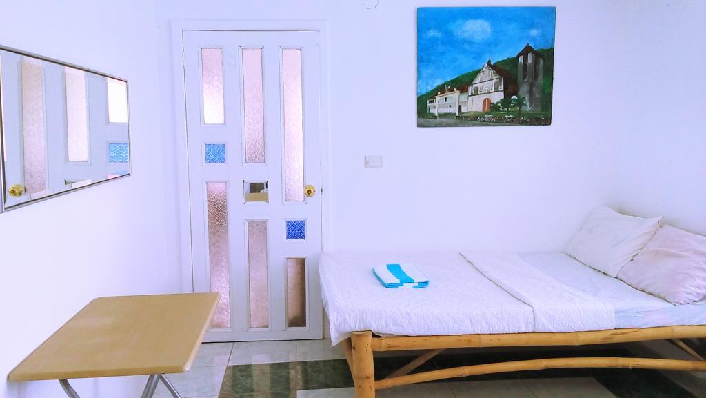 La Bella Beach House Boljoon Екстериор снимка