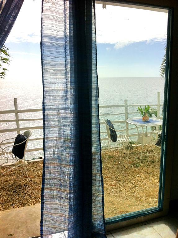 La Bella Beach House Boljoon Екстериор снимка